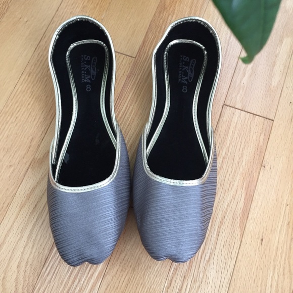 BN silky grey flats, handmade, khussa jutti - Picture 2 of 6